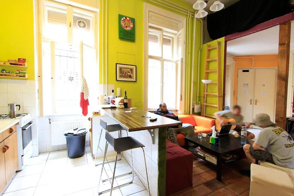 The Groove Hostel Budapest