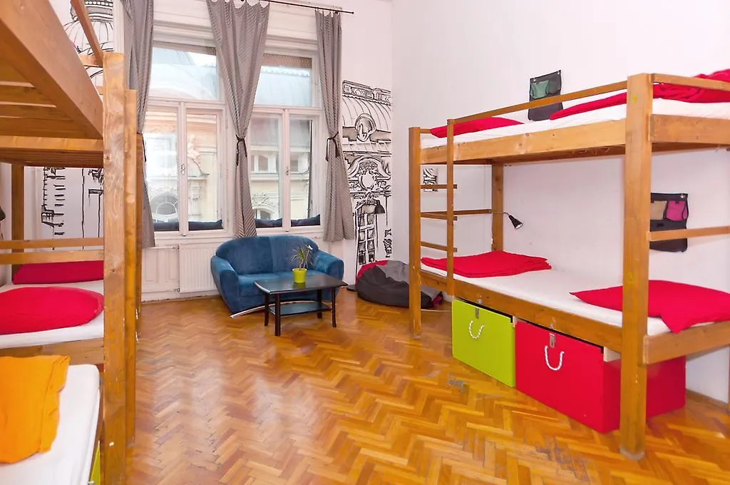 The Groove Hostel Budapest